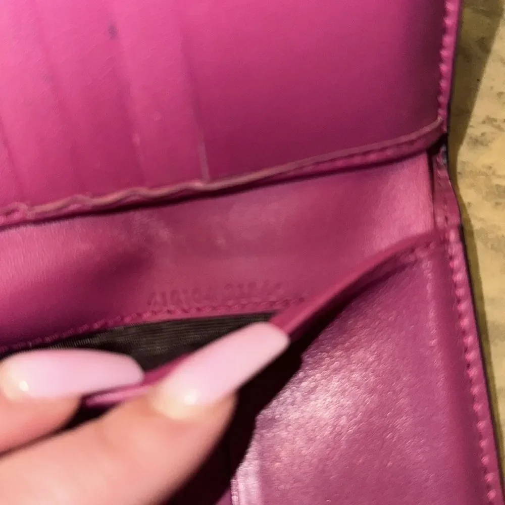 Used Gucci GG bifold wallet. - Picture 8 of 8